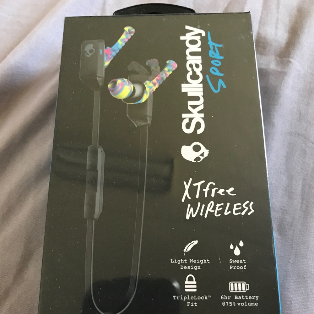 Skullcandy XTfree Wireless Sport Earbuds
